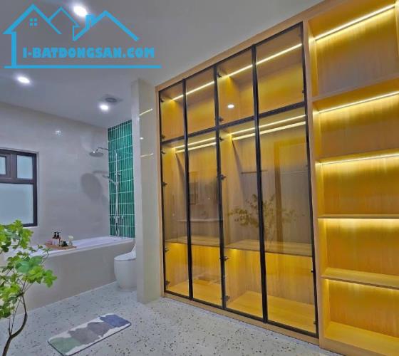 BÁN NHÀ LÔ GÓC FULL NỘI THẤT, GẦN PHỐ,37M2, 5 TẦNG NHỈNH 8 TỶ