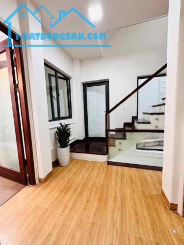 Doãn Kế Thiện, Cầu Giấy - Phân Lô, Gara, 74m2 x 5 Tầng, MT 4m, Giá 14 Tỷ LH: 0888758369 - 1