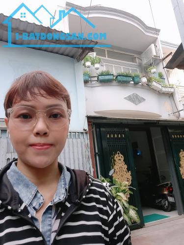 Bán nhà Nguyễn Văn Luông 55m2 2 tầng hẻm xe hơi chỉ 6 tỷ nhỉnh