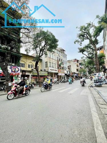 BÁN NHÀ MẶT PHỐ HÀNG CÓT. HOÀN KIẾM. 50M2 5 TẦNG MT 13M GIÁ 51 TỶ- VỊ TRÍ ĐẮC ĐỊA - LÔ