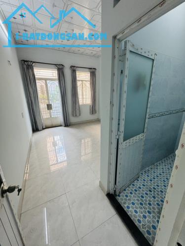 Ngay Chiến Lược- sát Tên Lửa nhà 2 tầng 3.6×12m đường 6m thông chỉ nhỉnh 4 tỷ - 4