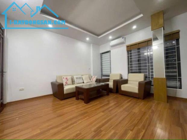 SIÊU PHẨM NHÀ PHÂN LÔ 2 MẶT NGÕ-FULL NỘI THẤT-MT TO 4,2 M-GIÁ CHỈ 7.6 TỶ