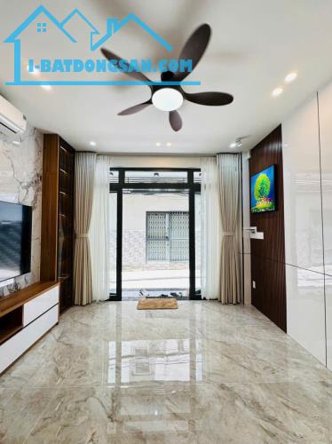 🔥 Nhà HXH khu sang hẻm 73 Ni Sư Huỳnh Liên – 3.8 x 14m, 3 tầng, chỉ 8.3 tỷ LT - 2