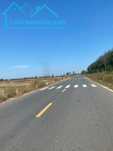 Bán gấp lô đất 250m2 giá 300tr tại xã minh lập chơn thành cách DT756 500m - 1