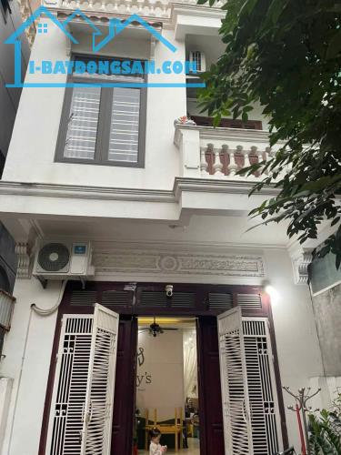 Bán nhà Thiên Lôi, 119m 3 tầng, đường 5m, Giá 6.5 tỉ, sát cạnh Siêu thị AEON