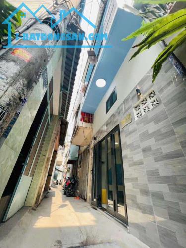 NHỈNH 2 TỶ - NHÀ MỚI Ở NGAY - SHR - KHU TRUNG TÂM - DÂN TRÍ - TIỆN ÍCH NGẬP TRÀN - 1