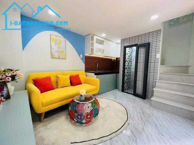 NHỈNH 2 TỶ - NHÀ MỚI Ở NGAY - SHR - KHU TRUNG TÂM - DÂN TRÍ - TIỆN ÍCH NGẬP TRÀN - 2