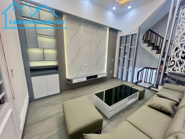 Ngọc Hồi gần BX Nước Ngầm bán nhà 4 tầng 36m2 Ô tô thông CHỈ 5.3 tỷ - 1