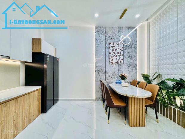 Bán nhà đường Sư Vạn Hạnh, Q.10, 80m², 3 tầng, 4PN, 9,x tỷ - 3