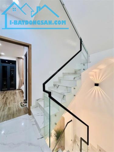 Bán nhà đường Sư Vạn Hạnh, Q.10, 80m², 3 tầng, 4PN, 9,x tỷ - 4