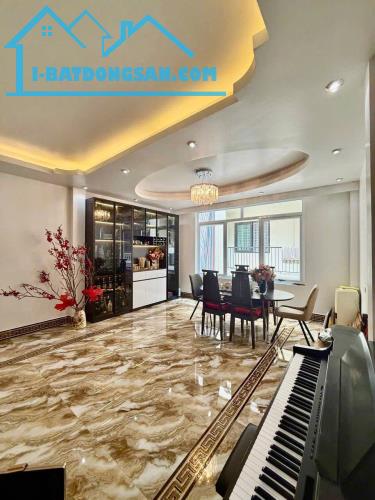 Lô Góc Luxury - Đường Bưởi, Ba Đình 73m2 x 4 Tầng - 3 Thoáng, Giá 17.9 Tỷ LH: 0977658369 - 1