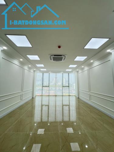 Bán tòa văn phòng mặt phố quận Cầu Giấy, giá 45,5 tỷ, 80m2, 6 tầng, vỉa hè rộng - 1