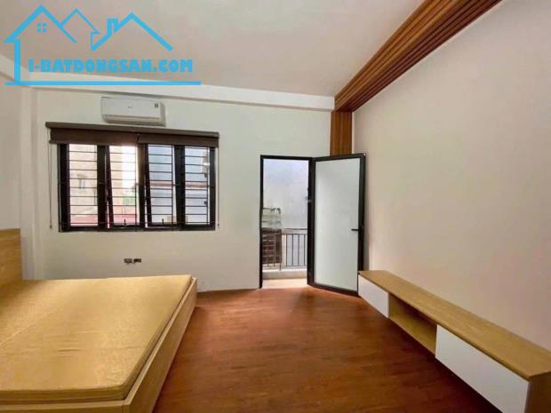 Cho thuê nhà Nguyễn Trãi, Thanh Xuân 4 tầng x 45m2, 4 ngủ, 13 Triệu ở hộ gia đình, Full đồ - 3
