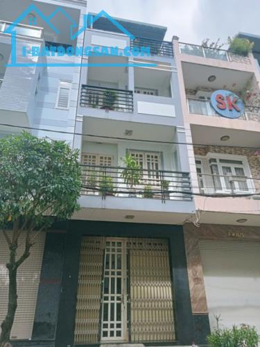 SANG XỊN MỊN ! NHÀ BÁN MT ĐƯỜNG SỐ 32 P10 Q6, GẦN DS 23 (4X18) TRỆT 3 LẦU. GIÁ CHỈ 15 TỶ