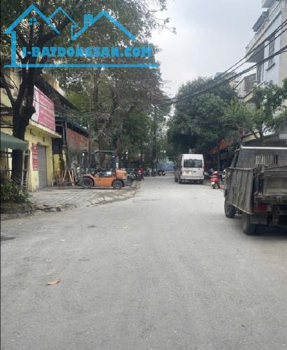 🔥LÔ GÓC - KINH DOANH ĐỈNH - PHÂN LÔ CÁN BỘ - OTO 55 CHỖ ĐỖ NGÀY ĐÊM 🏫Nhà 5 tầng
