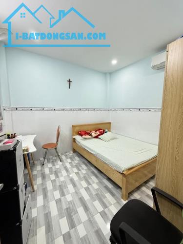 Nhà đẹp hẻm XH đ.Nguyễn Tri Phương, p.9, Quận 5. Giá 2,95 tỷ/58m2, SHR - 5
