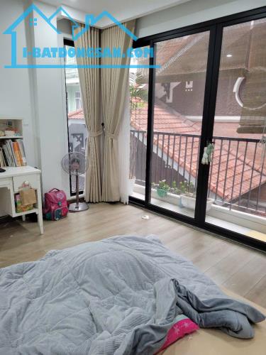 Chính chủ bán gấp Mặt phố Đặng Văn Ngữ giá 27 tỷ, 80mx5T, Đầu tư KD tốt