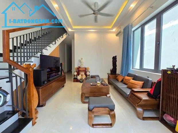 Căn góc 2 MT hẻm ô tô 6m Lý Thánh Tông, Tân Phú  5,6 tỷ, 64m2