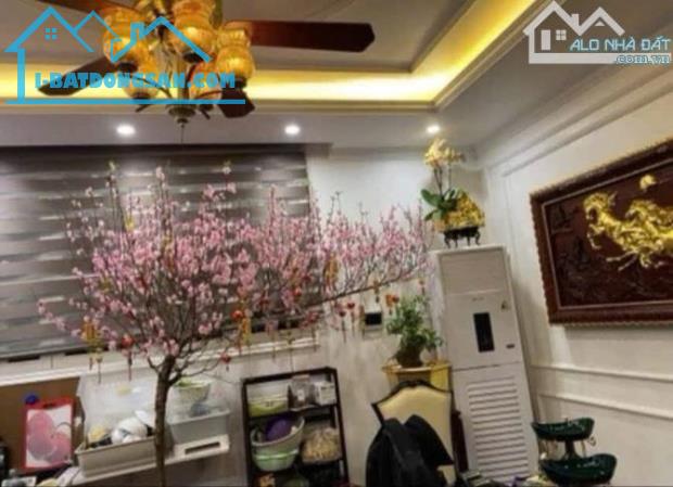 Bán nhà - Nguyễn Chí Thanh, Ba Đình - Nhà phân lô - ngõ ô tô đỗ cửa - 42m x 5T, 16.5 tỷ - 4