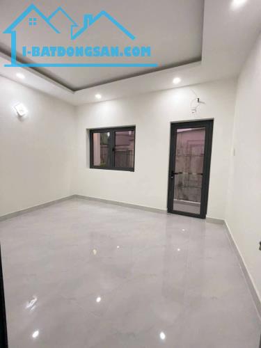 Bán nhà Q8. Gần mặt tiền đường giá rẻ nhất thị trường - 1