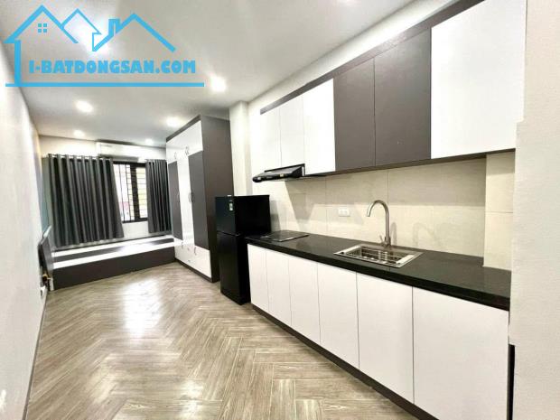 Bán nhà Phố Hoàng Ngân, Cầu Giấy, ô tô đỗ gần nhà , kinh doanh dòng tiền, 5 tầng 40m2 11.5 - 3