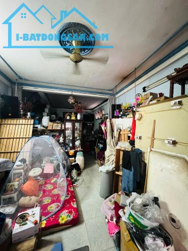 Bán Nhà 66m2, 3 Tầng Hẻm 1/ Trường Chinh, Tân Bình  Giá 5,6 Tỷ - 1