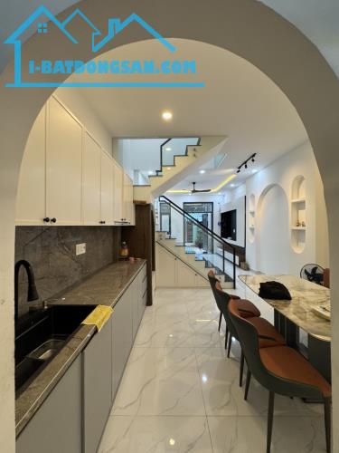 Bán nhà đẹp Nguyễn Quý Yêm 48m2 2 tầng mới tinh chỉ 5,2 tỷ