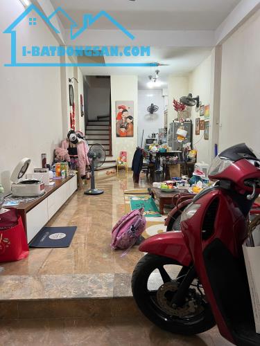 HƠN 8 TỶ, NHÀ NGỌC LÂM 40M, 4T, MT4M, Ô CHỜ THANG MÁY, CÁCH 20M RA SÂN XE 45 CHỖ QUAY ĐẦU. - 5