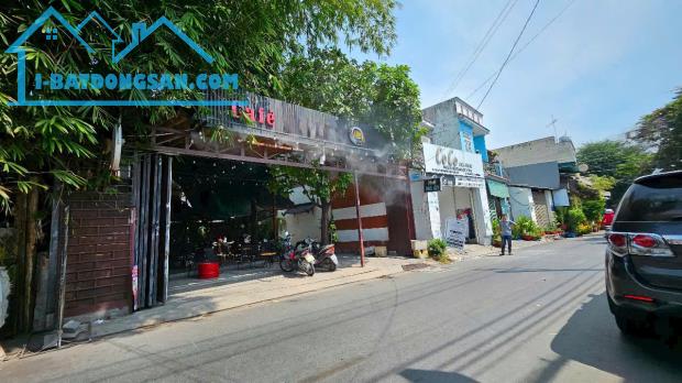 Bán gấp nhà và đất 427m2 mặt tiền đường nhánh Lê Văn Khương Hiệp Thành, giá 23.7 tỷ TL