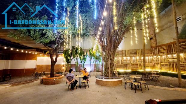 Bán gấp nhà và đất 427m2 mặt tiền đường nhánh Lê Văn Khương Hiệp Thành, giá 23.7 tỷ TL - 1