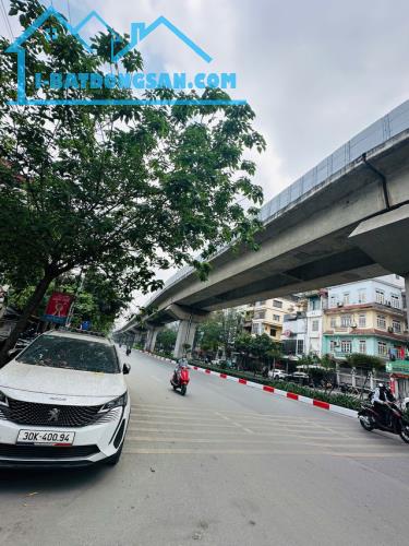 Mặt phố Hoàng Cầu, Đống Đa 88m, 5 tầng, mt 7m, giá 41 tỷ - lô góc, thang máy, thông sàn