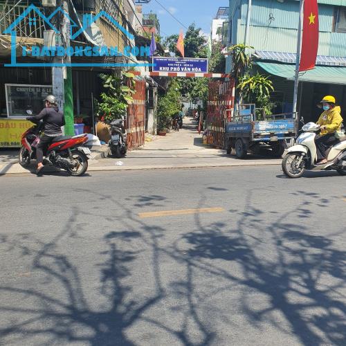 BÁN NHÀ HẺM VƯỜN ĐIỀU - HẺM XE HƠI - 2 TẦNG - ĐƯỜNG 10, TÂN QUY - 2