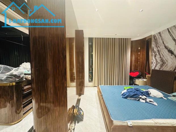 MẶT PHỐ - CẦU GIẤY - ÔTÔ - KINH DOANH 💁‍♀️ 50M² × MT 7M² - GIÁ CHÀO: 27 TỶ 💰 - 3