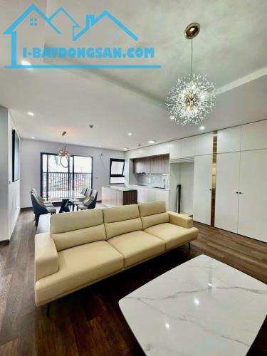 BÁN NHÀ ĐẸP TÂY SƠN – 47M² – 4 TẦNG – THIẾT KẾ HIỆN ĐẠI – CÁCH PHỐ CHỈ 50M – GIÁ 10.3 TỶ
