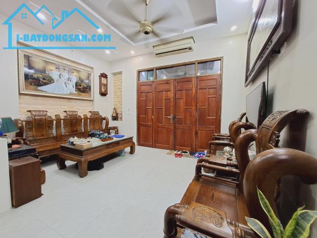 BÁN NHÀ MỖ LAO – LÔ GÓC 3 THOÁNG – PHÂN LÔ – Ô TÔ TRÁNH – 30M² x 4 TẦNG – GIÁ 6.3 TỶ