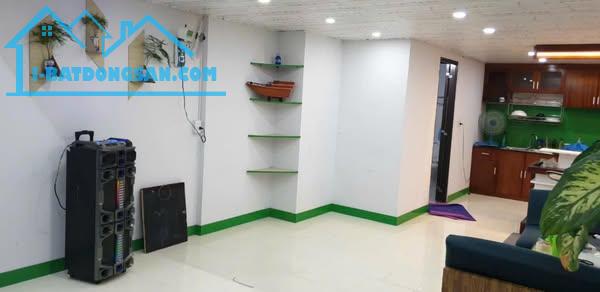 Cho thuê Shophouse 3PN Chung cư Firsthome Thạnh Lộc giá 7 tr/tháng - 1