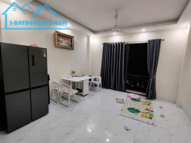 Bán nhà mặt trục chợ Đa Sĩ, kinh doanh cực tốt, DT35m2 5 tầng, ô tô chạy qua nhà giá 7.6tỷ - 3