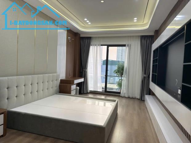 Bán nhà Đẹp Chu Huy Mân- Lô góc - Ô to - Kinh doanh- Thang Máy - 65m nhỉnh 13tyr (thương