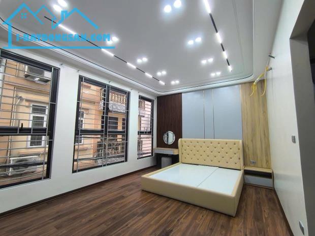 Bán nhà lô góc, mặt ngõ Giang Biên, Long Biên,ô tô, thang máy,49m2 6t mt 4.5m hơn 9 tỷ - 1