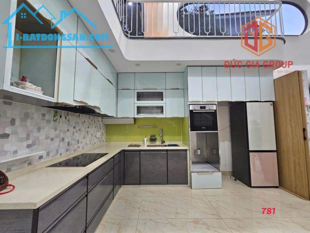 Nhà bán phường Tân Phong, gần khu cư xá Phúc Hải đường Hồ Hòa sổ hồng 188m2 giá 6.5 tỷ