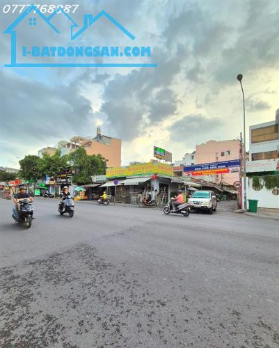 SP đầu tư hiếm Góc 2MT Nguyễn Oanh, DT 865m2 giá 72 tỷ.