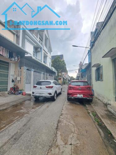 Bán nhà Trệt Lầu Dĩ An,đường 2 xe hơi,gần SVĐ Dĩ An,giá đầu tư - 2