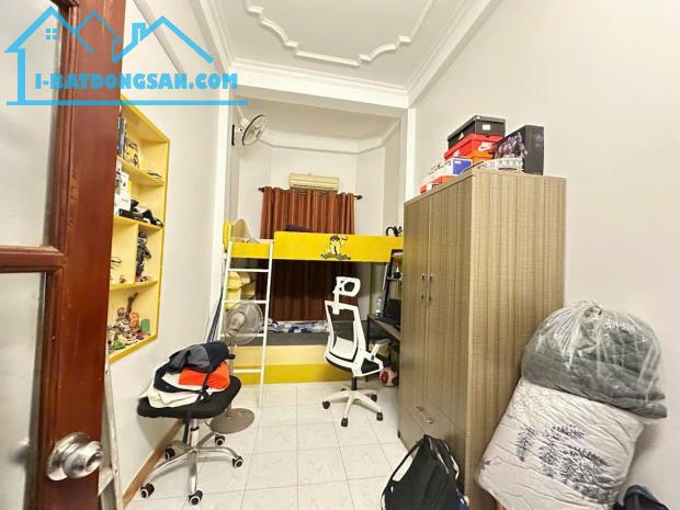 NHÀ ĐẸP CHÍNH KINH THANH XUÂN - Ô TÔ ĐỖ CỬA - DT44M2 GIÁ NHỈNH 10 TỶ - 2