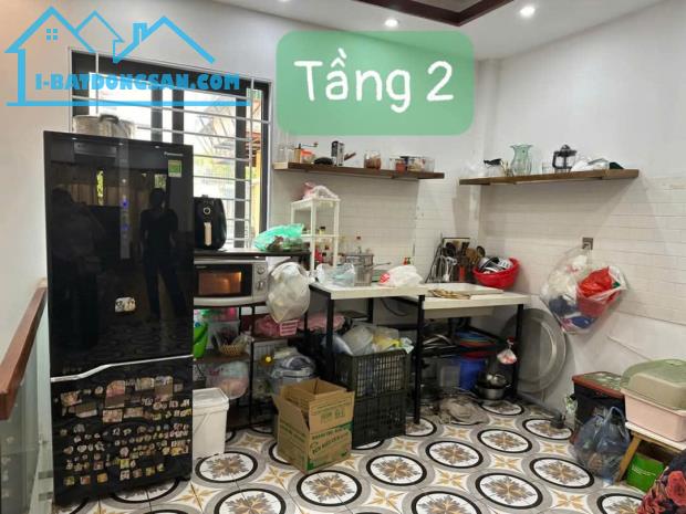 Nhà Đại La, Ô tô vào nhà. Thoáng các phòng. DT 48m2, 5 tầng, MT 4,4m. Giá 14,9 tỷ - 2