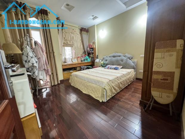 💥 Nhà Mễ Trì 52m - 9 tỷ, ô tô vài bước, dân xây, nhà mặt ngõ nông. - 1