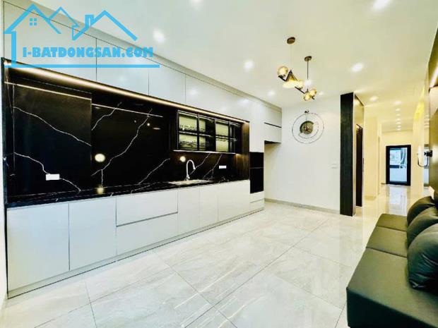 SIÊU PHẨM MẶT PHỐ ĐÔNG CÁC - ĐỐNG ĐA 6 TẦNG THANG MÁY - KINH DOANH ĐỈNH CAO - GIÁ 29.9 TỶ - 2