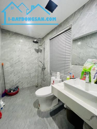 Ô TÔ 7 CHỖ VÀO NHÀ - NGÕ THÔNG - THANG MÁY - FULL NỘI THẤT XỊN - 4