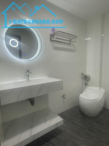 NHÀ HÒA BÌNH - MINH KHAI DT 56M2 - 5 TẦNG - GIÁ CHÀO : 9.8 TỶ - 2