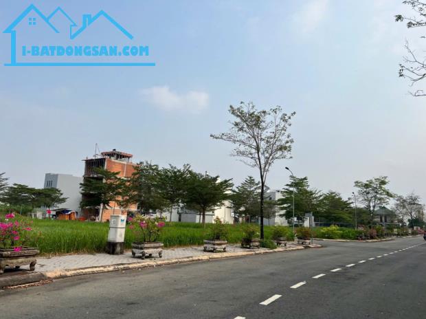 Bán Gấp Lô Đất MT đường 16m View Sông Tại KDC Gia Long Riveside Phước Kiển - 4