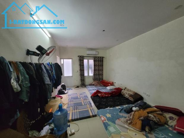 Trần Khát Chân- Nhà dân xây- Vị trí đẹp- Gần phố- Diện tích rộng- Mặt tiền 5m- 8 tỷ hơn - 1